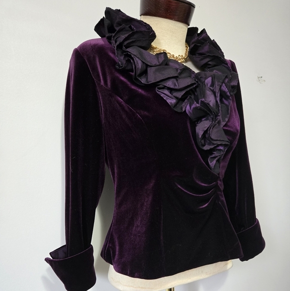 Ba Nites Eggplant Purple Velvet Ruffle Top. Size 6 - Picture 2 of 12